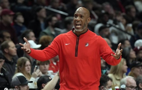 出大事了！比卢普斯+罗齐尔被捕 NBA官方勒令他俩离职