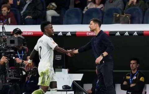 阿隆索：维尼修斯射失点球我不高兴，但没啥大不了